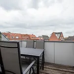 Stylish Two Floor Deluxe - 2 Bedroom شقة *